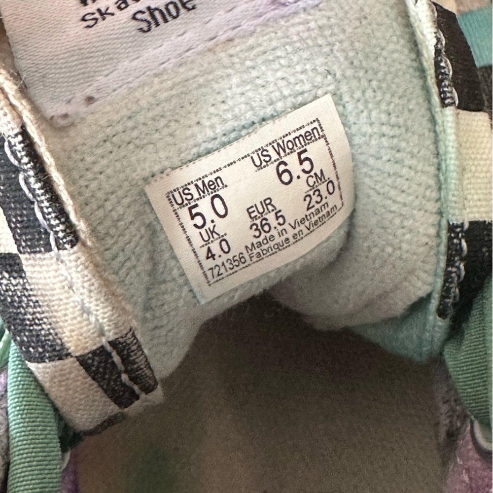 Customized Checkered Sk8-Hi Vans - Picture 4 of 4
